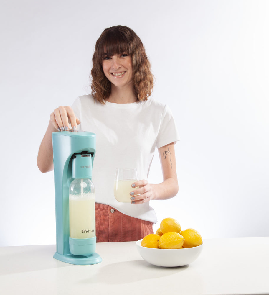 maquina para hacer bebidas con gas y gaseosa como sodastream en casa marca  drinkmate